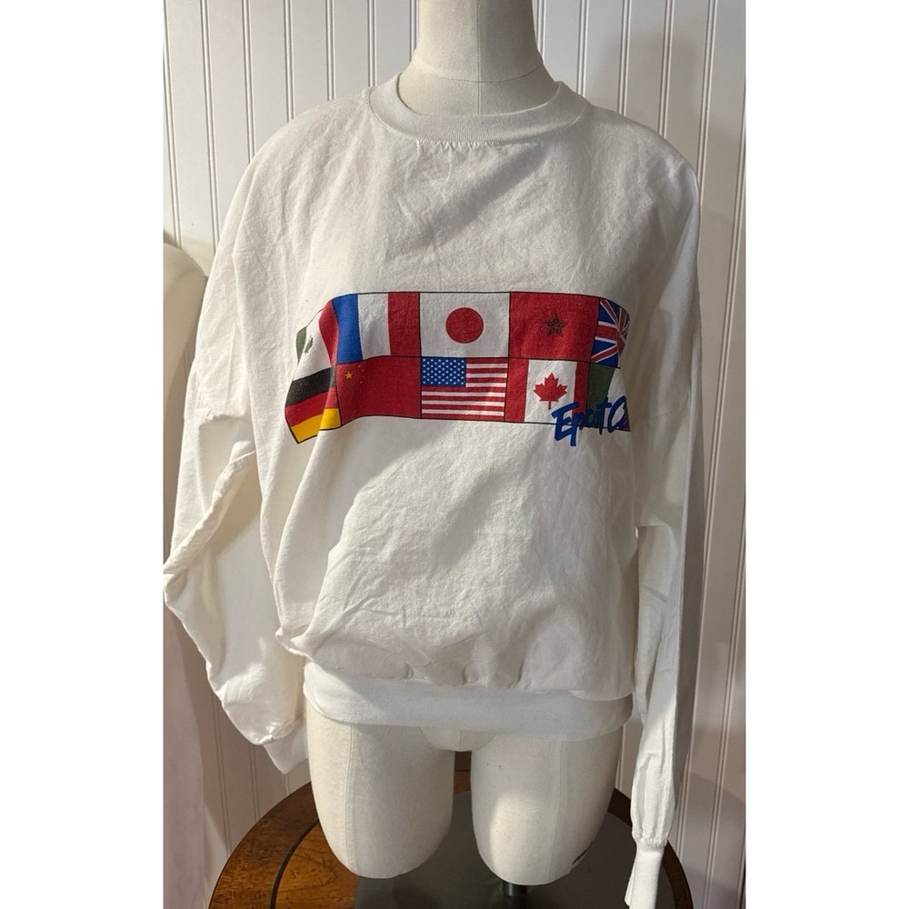 Walt Disney World Epcot Center 1982 Vintage‎ Long Sleeve shirt